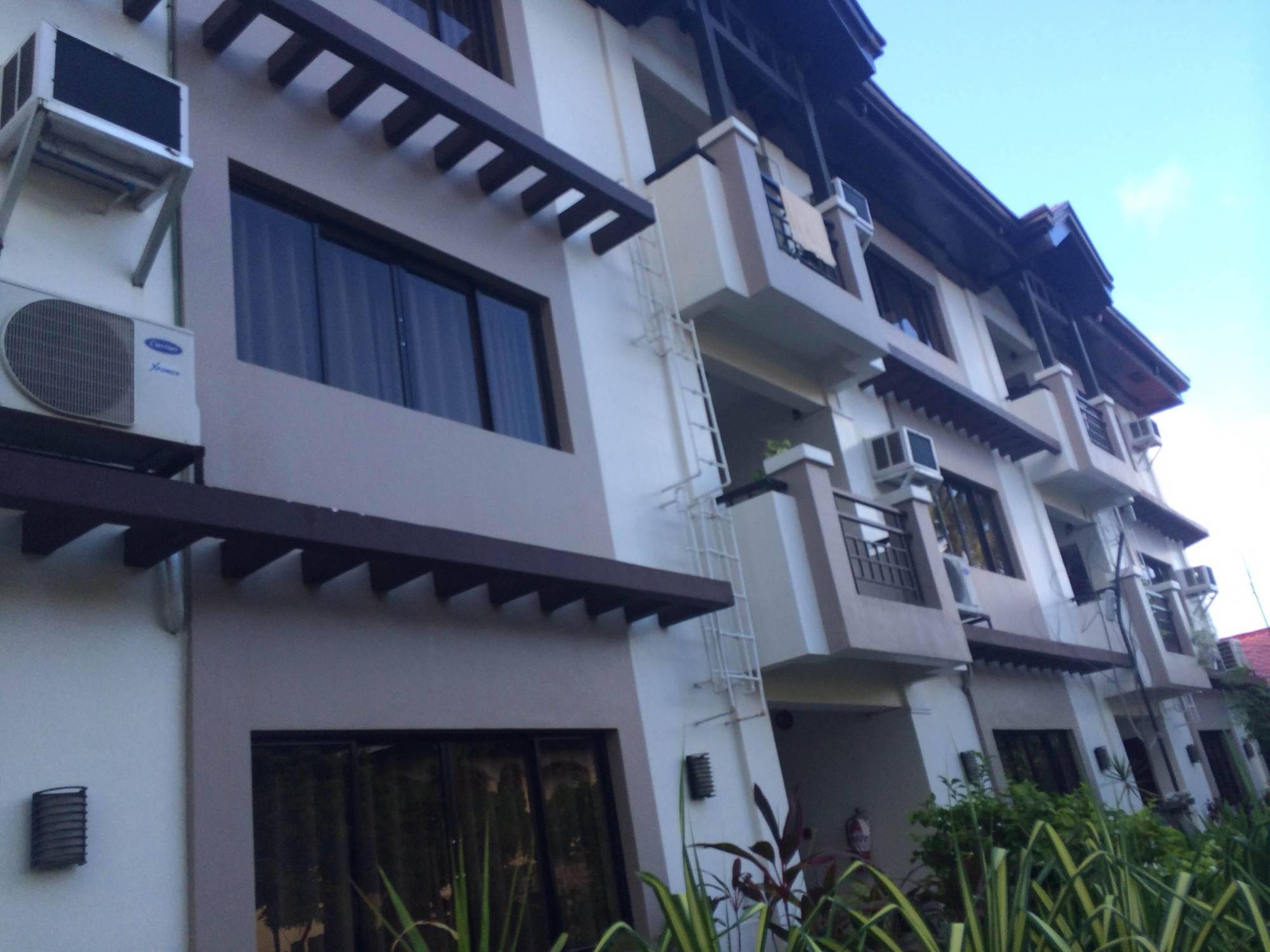 Residencia Boracay Hotel Balabag  Exterior photo